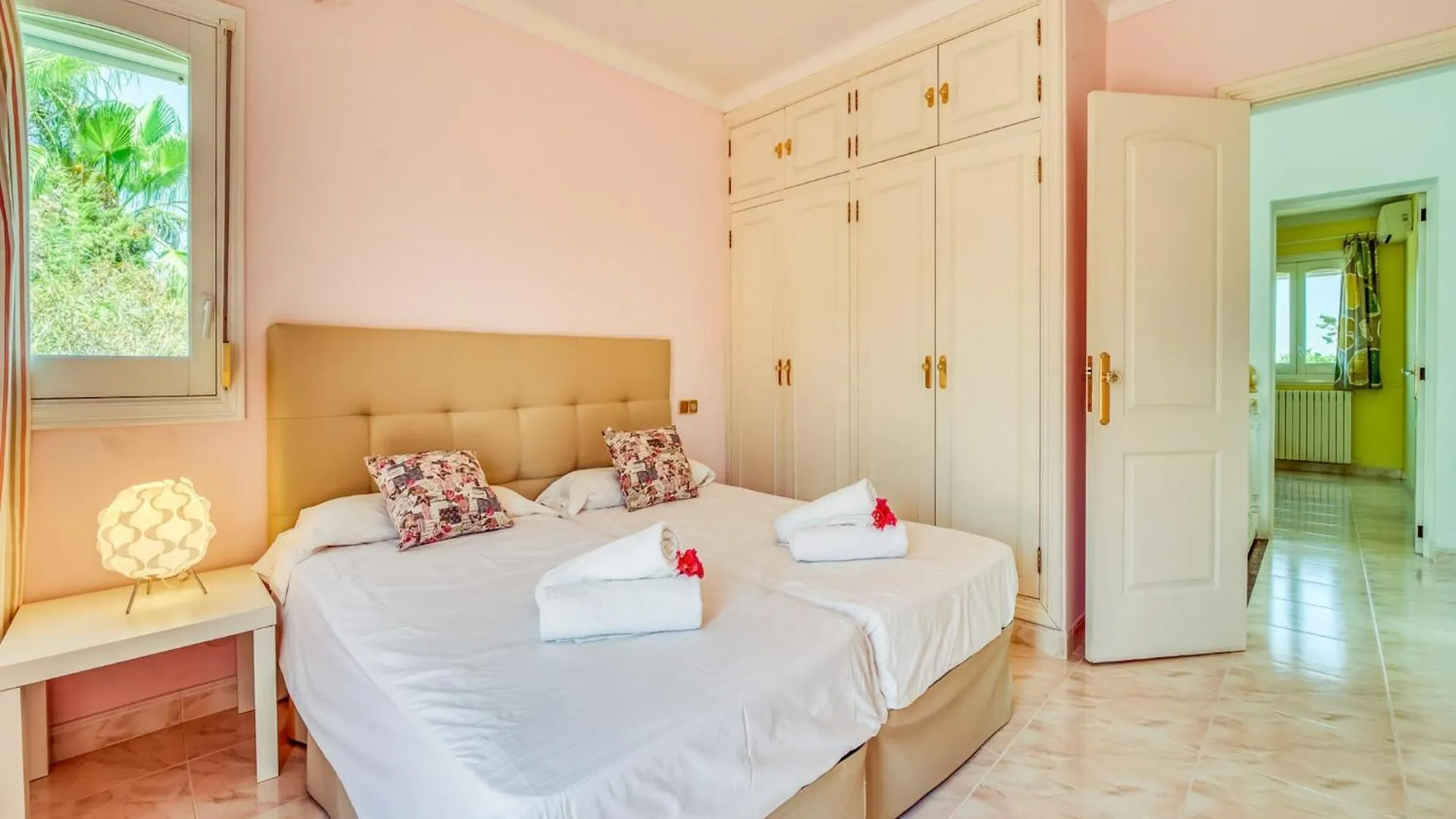 Finca Near The Beach Casa Bonita In Majorca Colonia de Sant Jordi 0*,  Španělsko